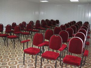 стулья для конференц-залов